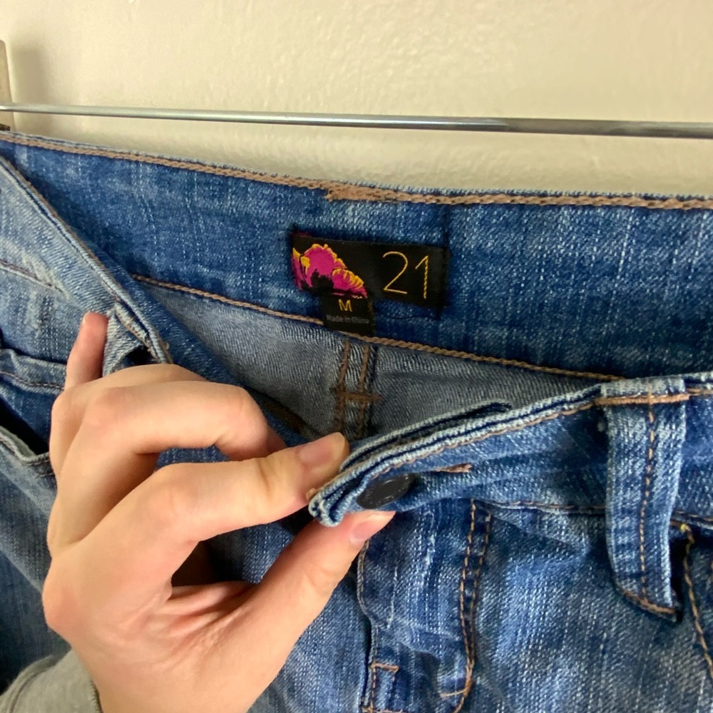 Forever 21 Denim Mini Skirt W/ Raw Hem - Picture 2 of 6
